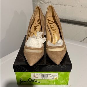 Sam Edelman Oatmeal Suede Pointed-Toe Pumps with Cream Trim